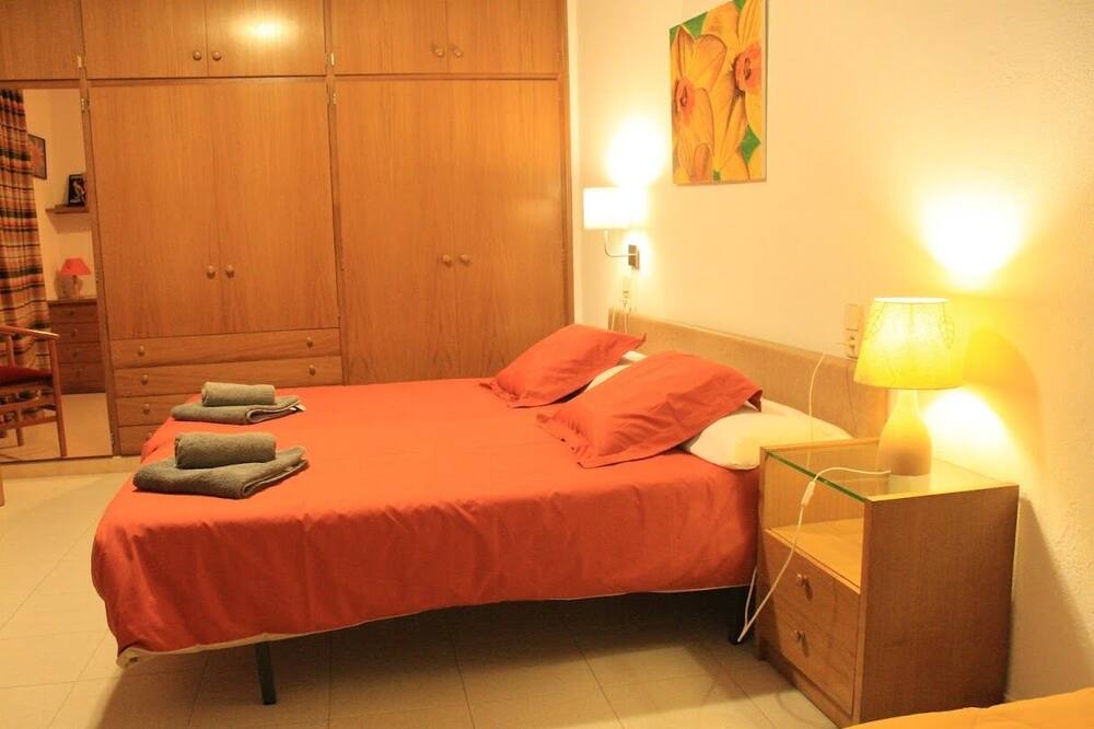 Photo of Bedroom in Palafolls