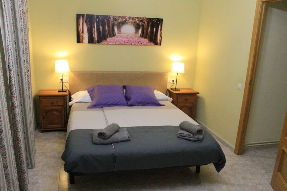 Photo of Bedroom in Palafolls
