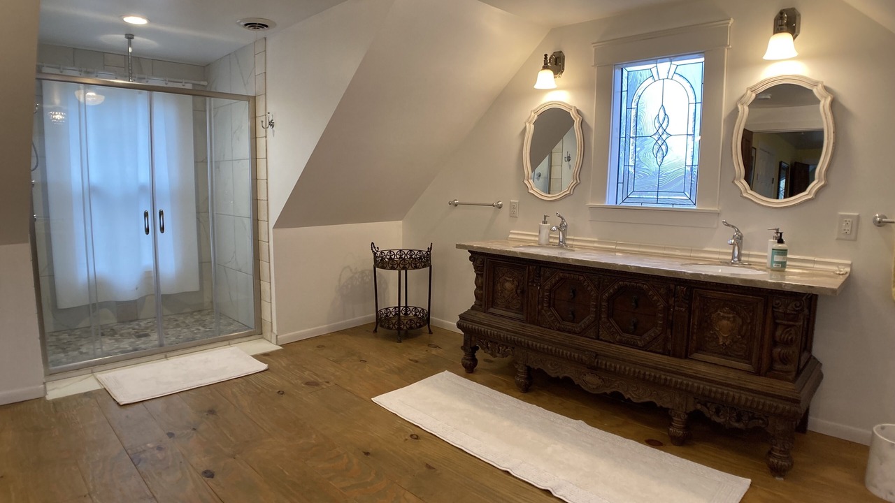 Photo of Bathroom in South Haven