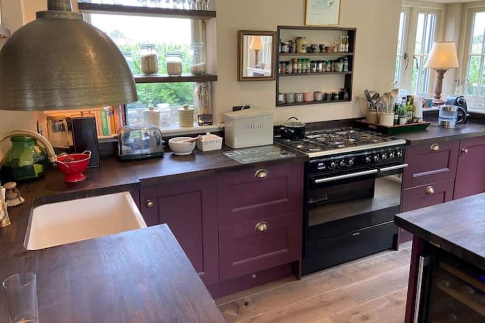 Photo of Kitchen in Bucklers Hard