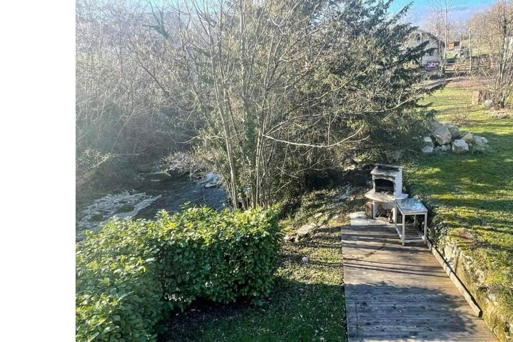 Photo of Outdoor in Saint-Cassin