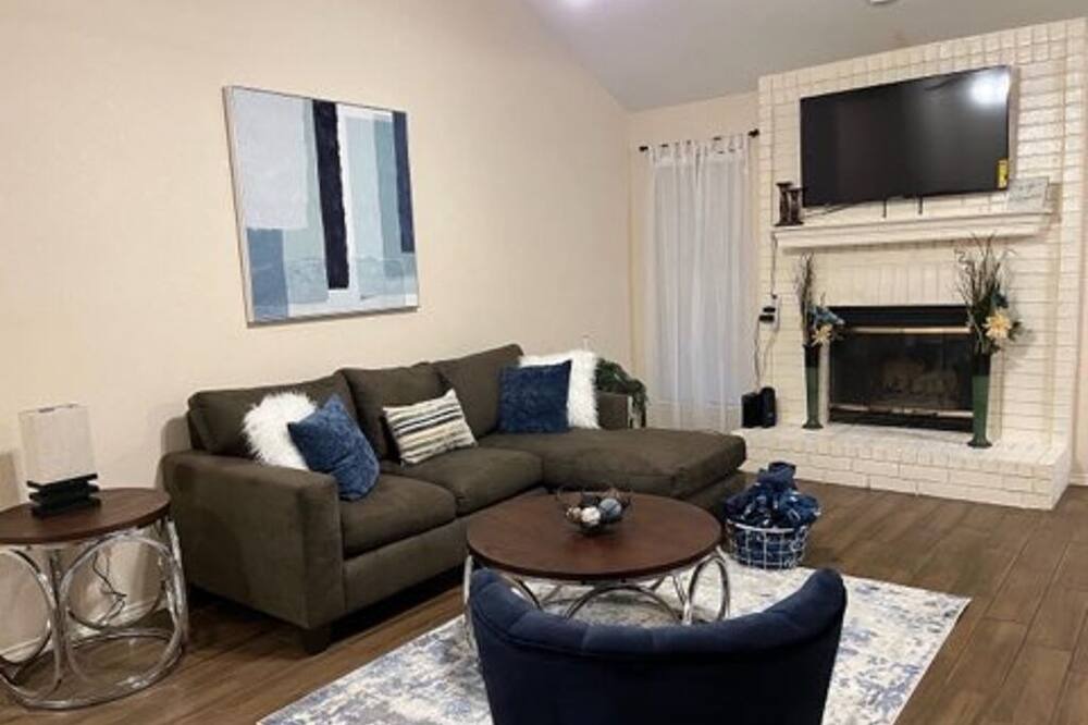 Photo of Livingroom in John T White