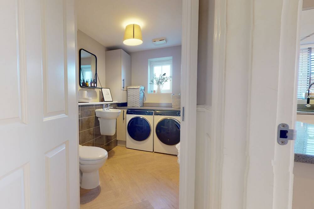 Photo of Bathroom in Royal Leamington Spa