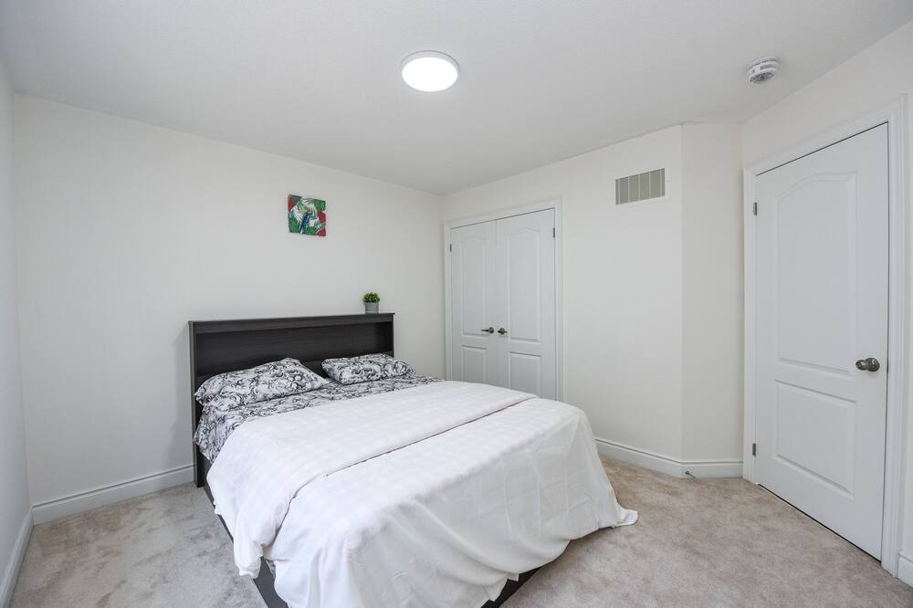 Photo of Bedroom in Norval