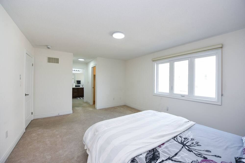 Photo of Bedroom in Norval