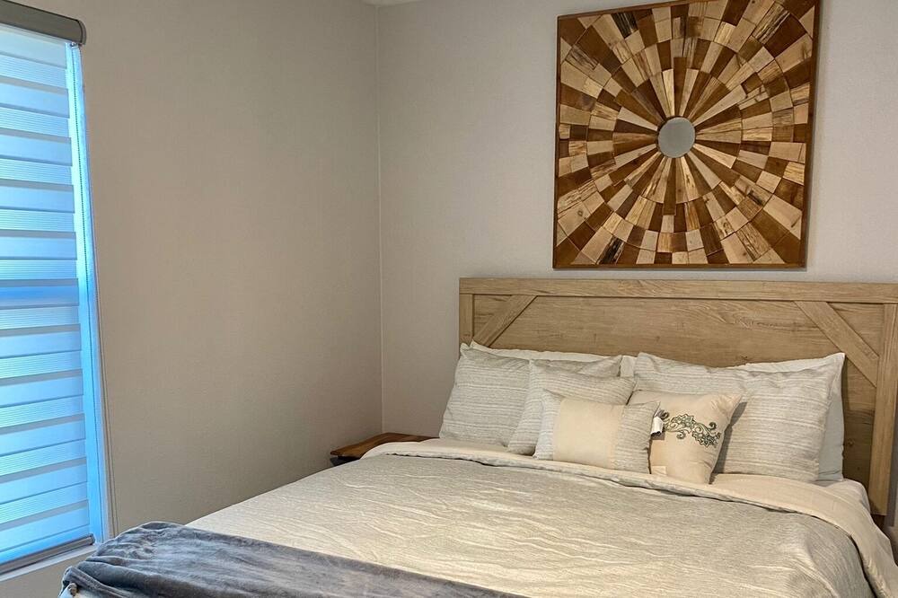 Photo of Bedroom in Eagle Pass