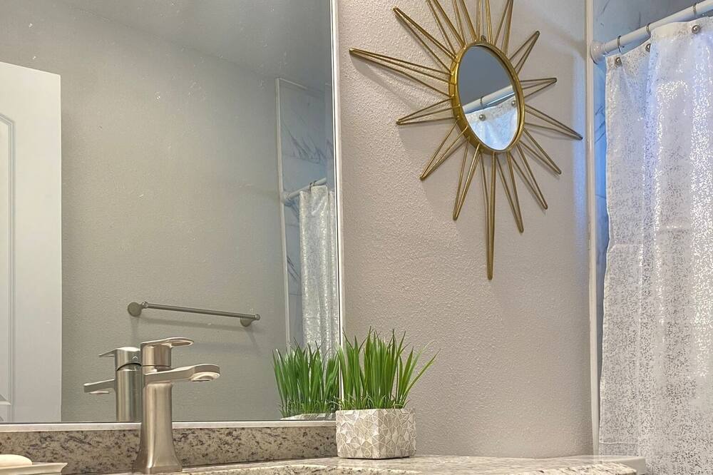 Photo of Bathroom in Eagle Pass