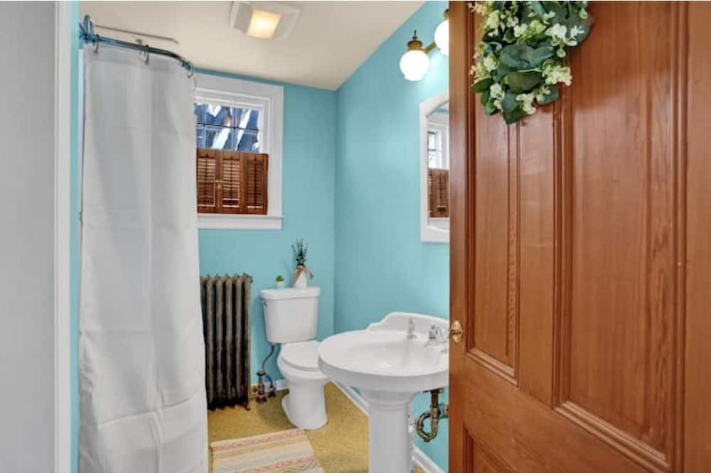 Photo of Bathroom in Kenhorst