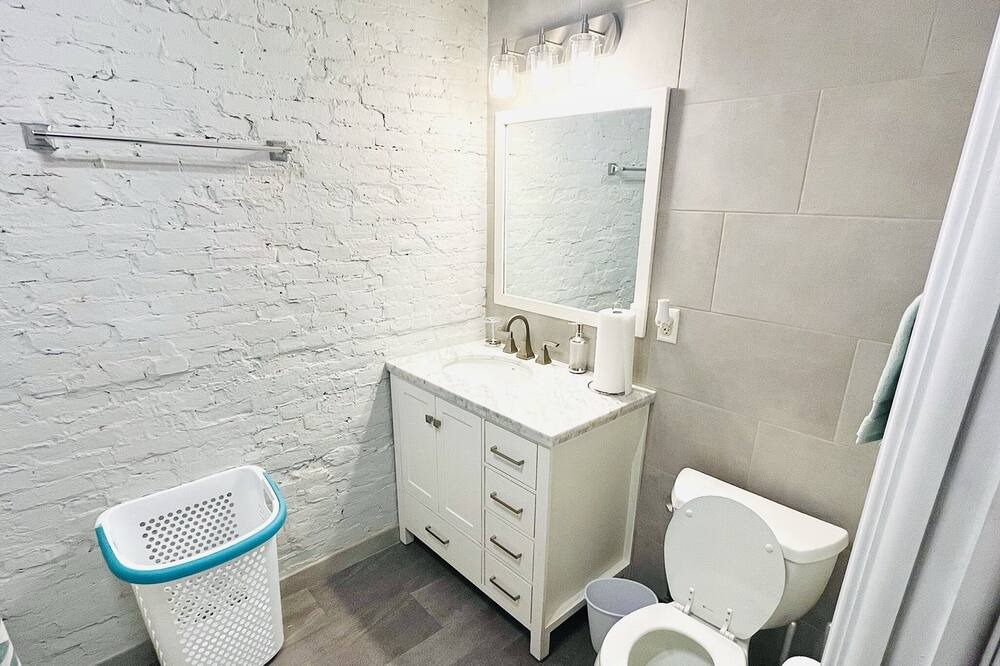 Photo of Bathroom in Central Business District