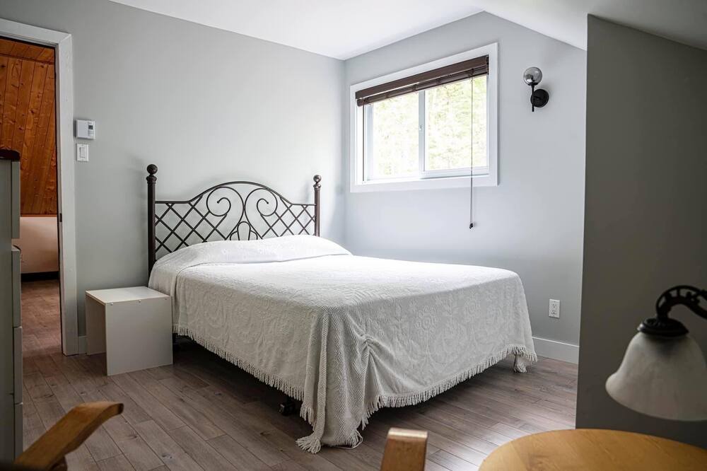 Photo of Bedroom in Saint-Simeon