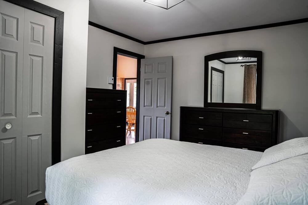 Photo of Bedroom in Saint-Simeon
