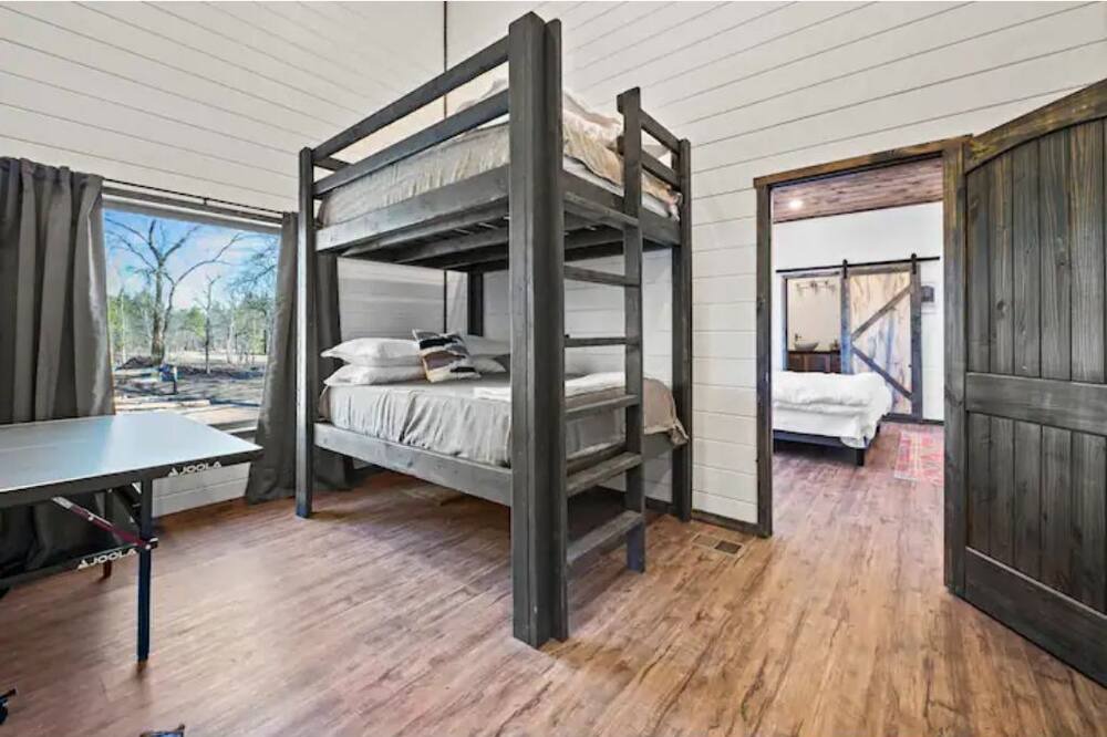 Photo of Bedroom in Golden