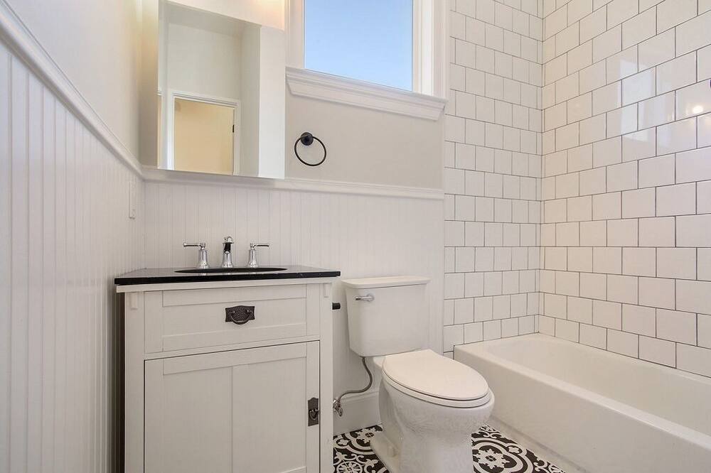 Photo of Bathroom in Faubourg Delassize