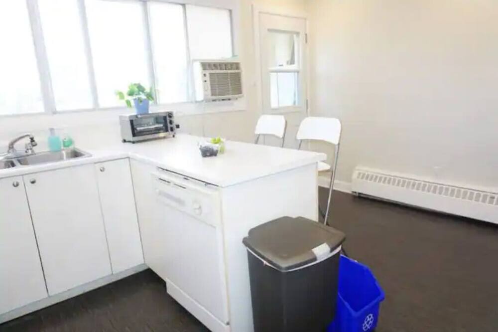 Photo of Kitchen in Cote-Saint-Luc