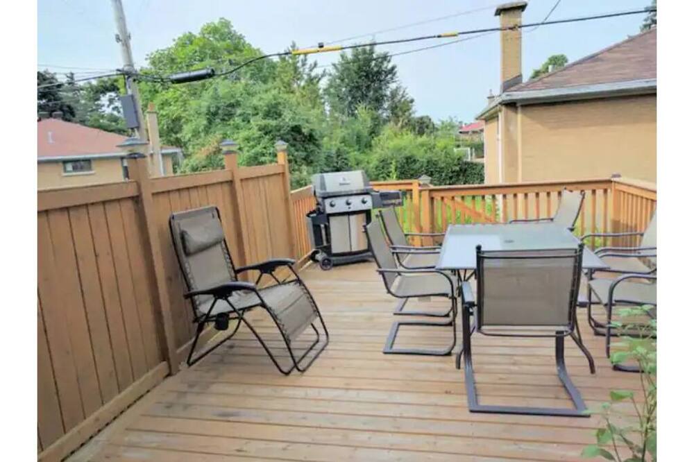 Photo of Patio Balcony in Cote-Saint-Luc