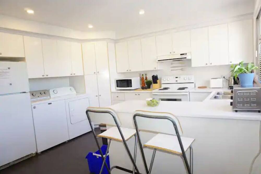 Photo of Kitchen in Cote-Saint-Luc