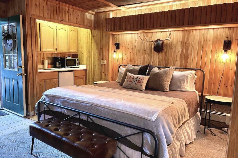 Photo of Bedroom in Eureka