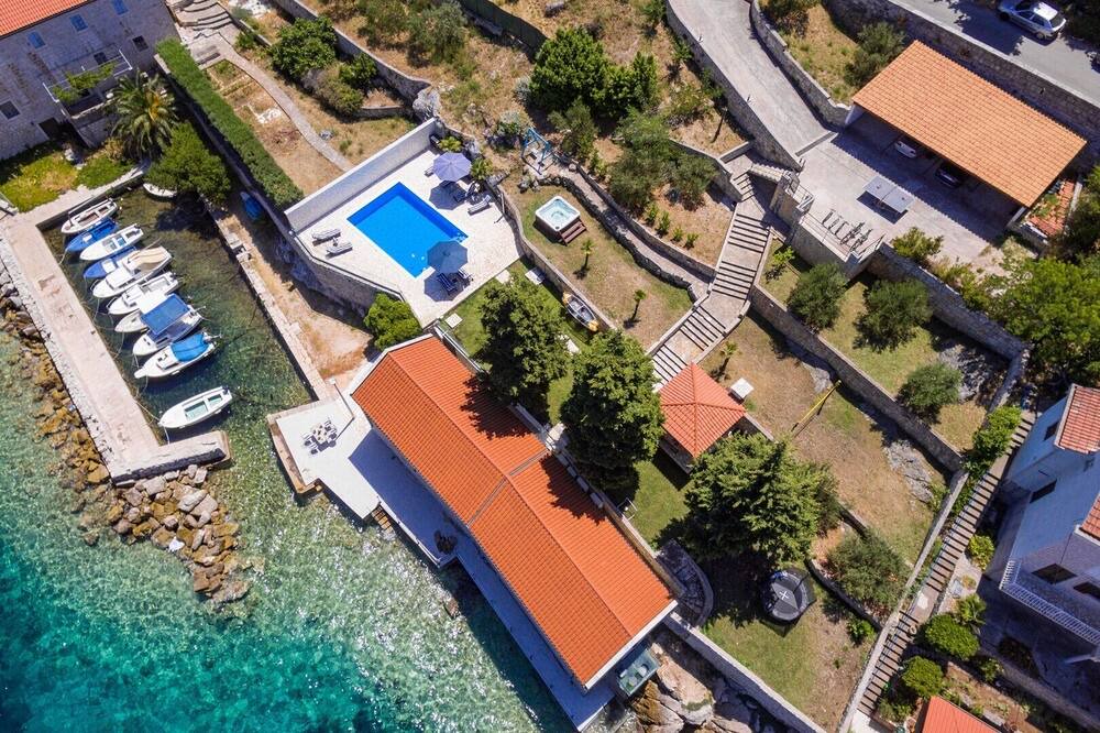 Photo of Outdoor in Cove Tri Zala (Zrnovo)