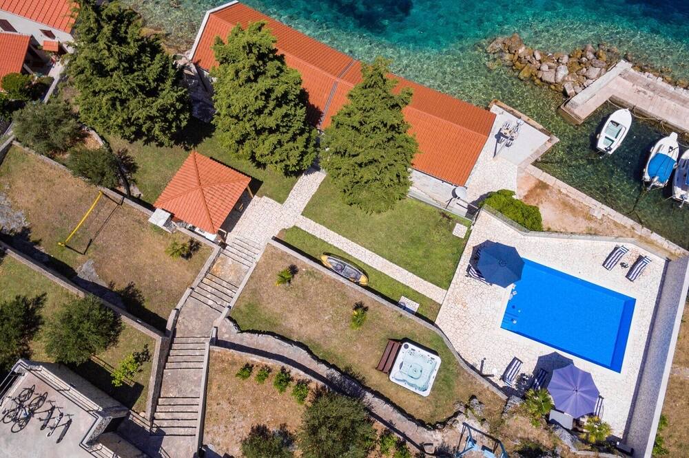Photo of Outdoor in Cove Tri Zala (Zrnovo)