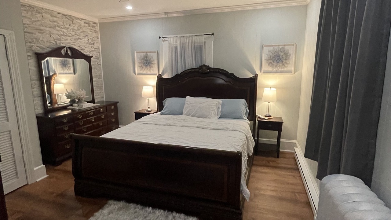 Photo of Others in Everett