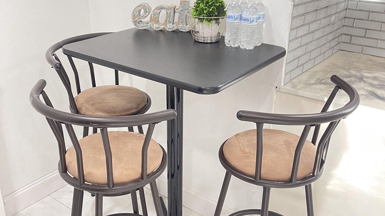 Photo of Others in Everett