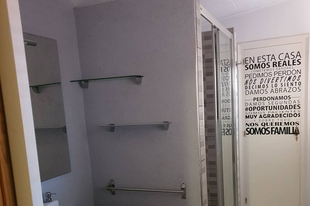 Photo of Bathroom in El Figuerar