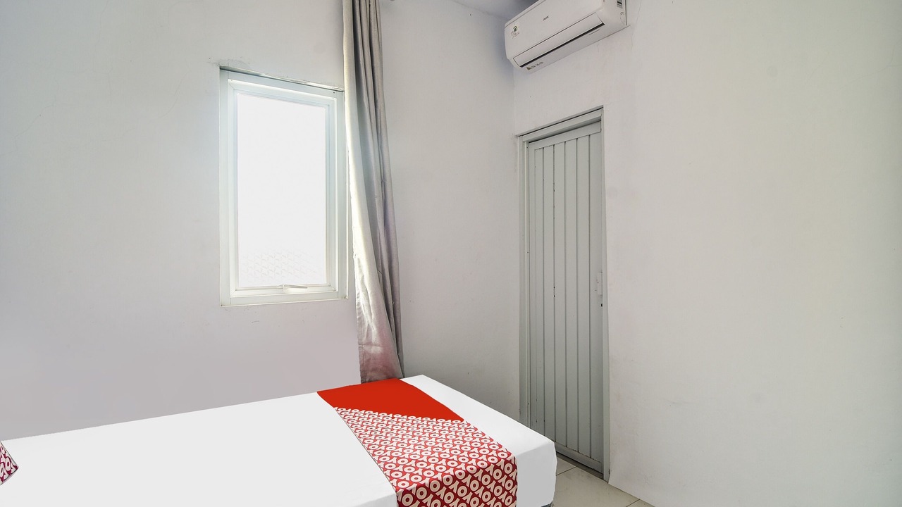 Photo of Bedroom in Grand Kawanua International City