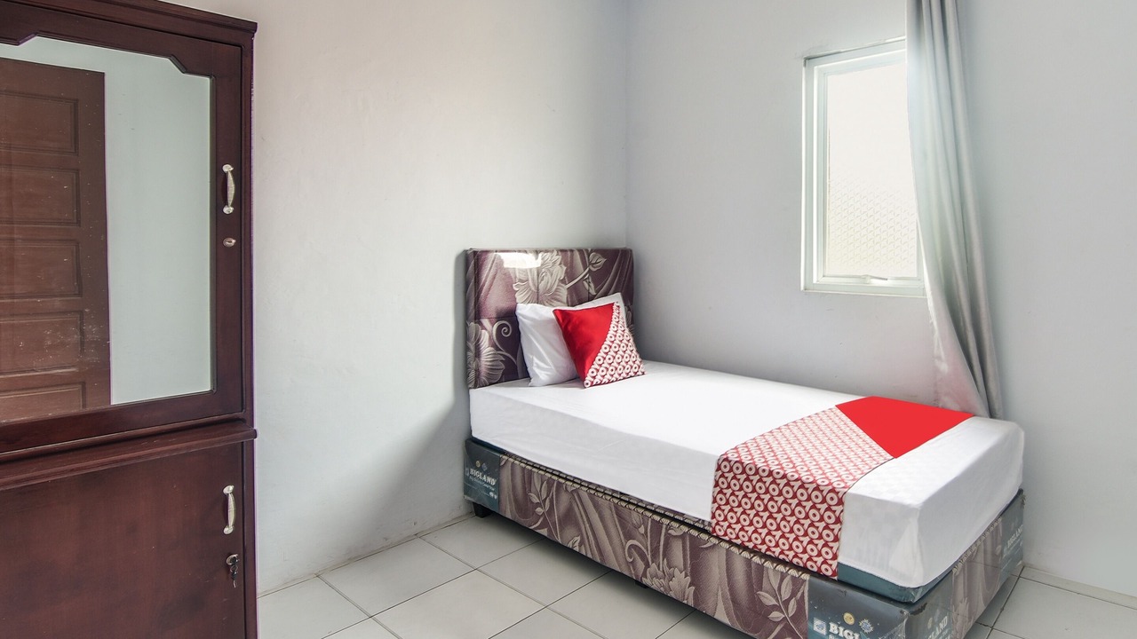 Photo of Bedroom in Grand Kawanua International City