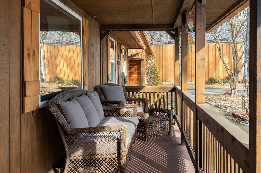 Photo of Outdoor in Kingston