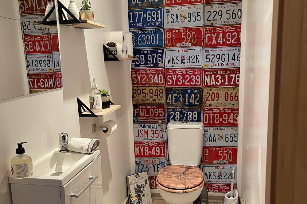 Photo of Bathroom in Massillargues-Attuech