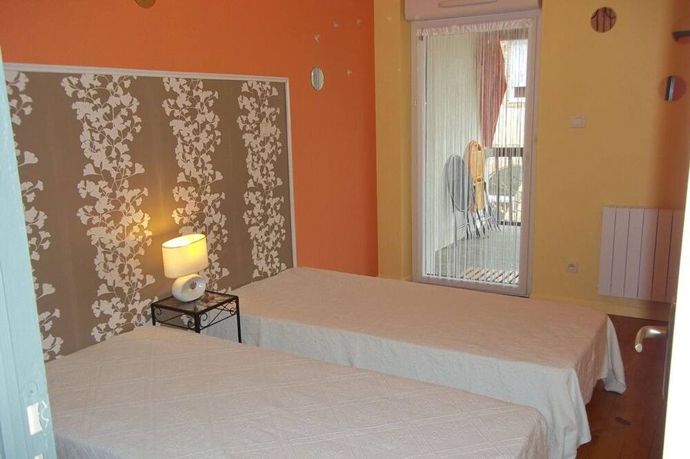 Photo of Bedroom in Castelsarrasin