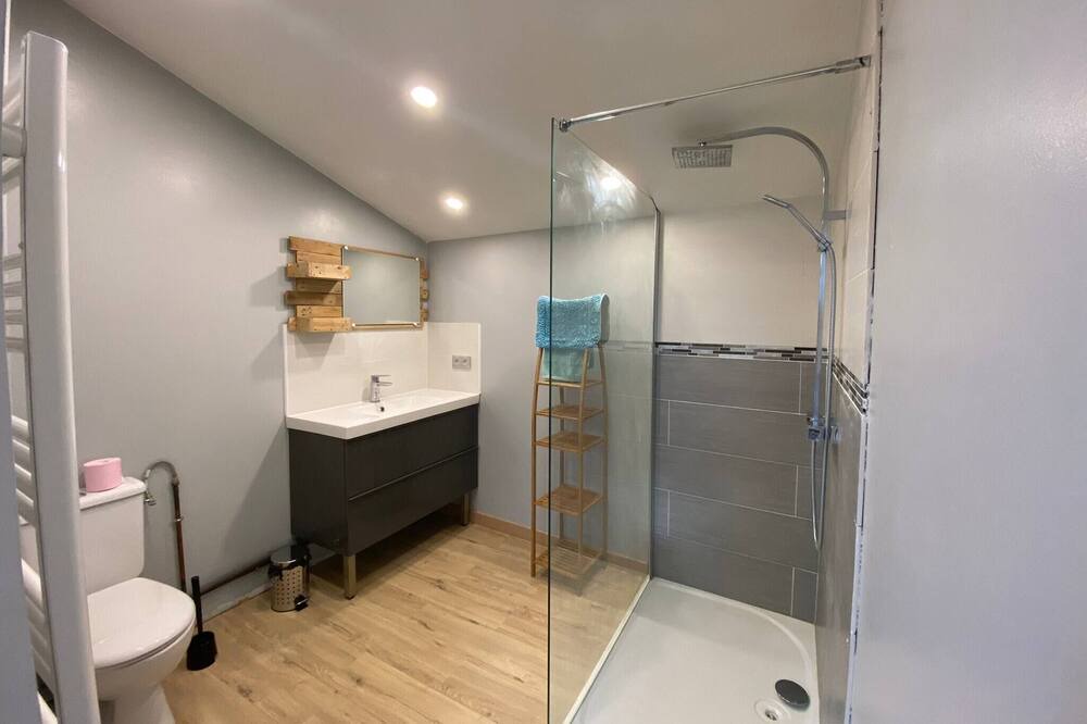 Photo of Bathroom in Saint-Jean-de-Marsacq