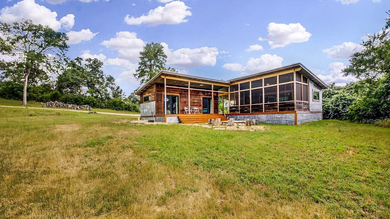 Photo of Outdoor in Elgin