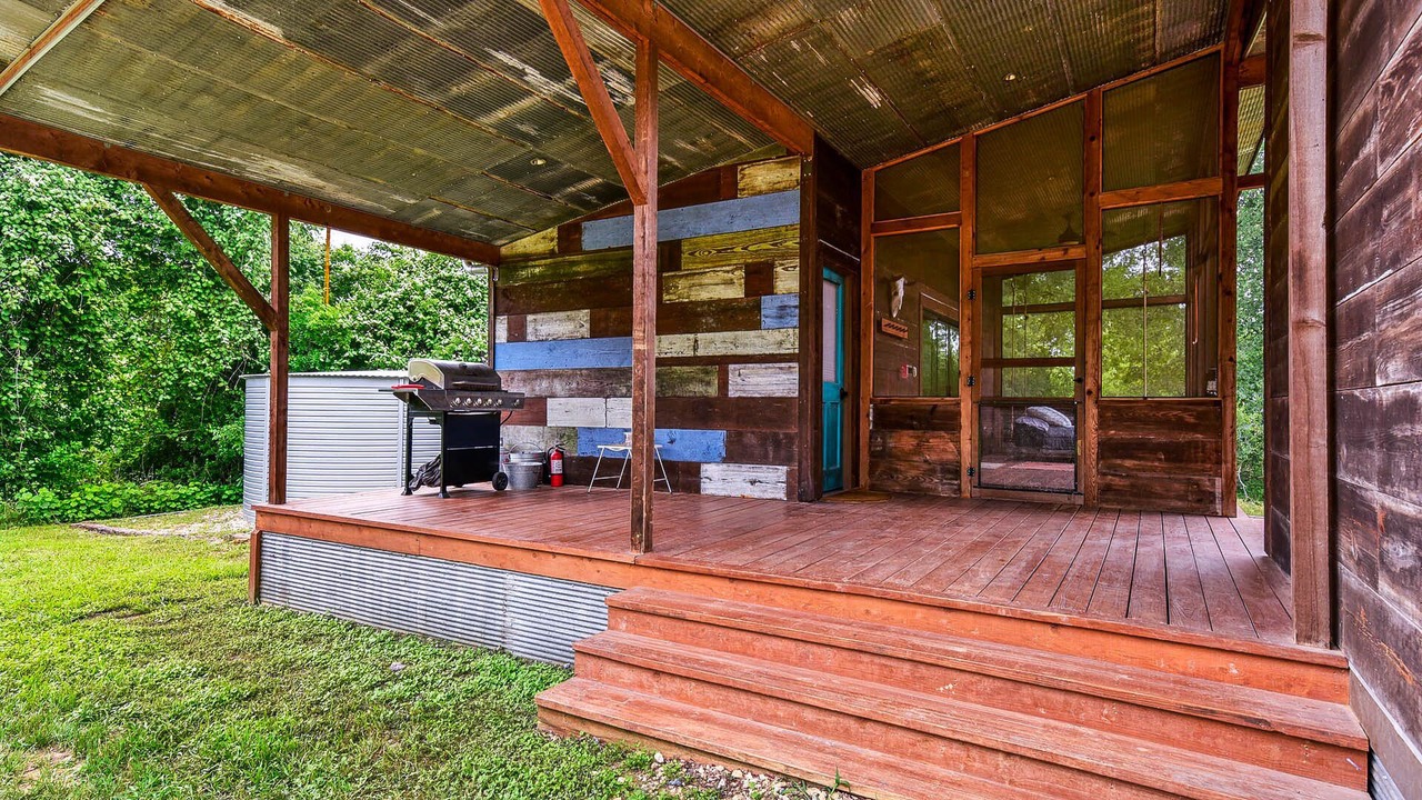 Photo of Outdoor in Elgin