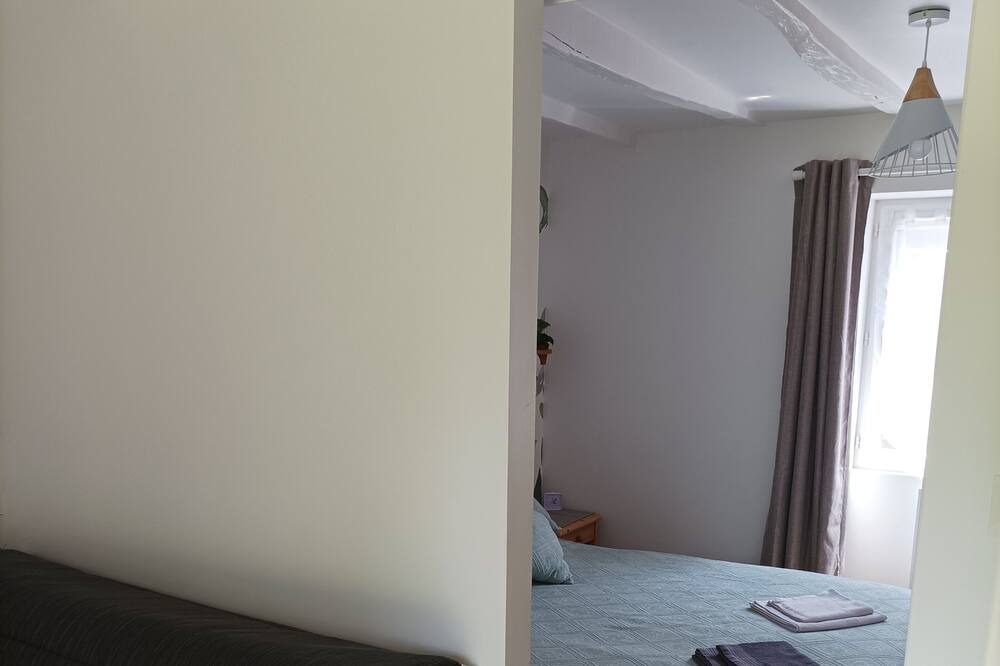 Photo of Bedroom in Allaire