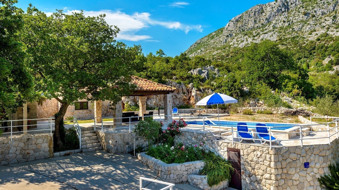 Photo of Outdoor in Mrcevo