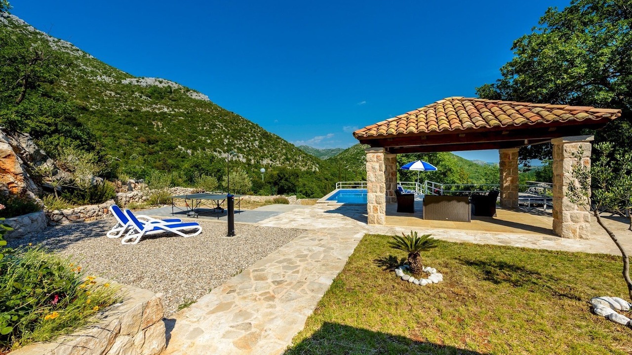 Photo of Patio Balcony in Mrcevo