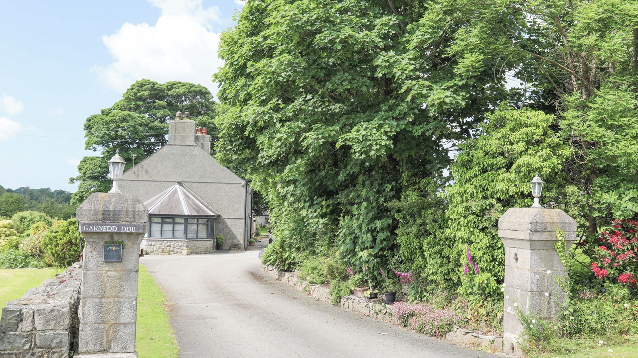 Photo of Others in Gaerwen