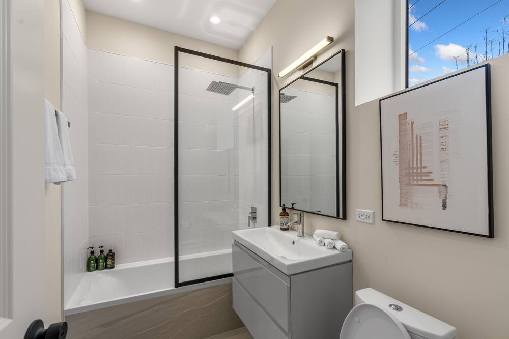 Photo of Bathroom in River Grove