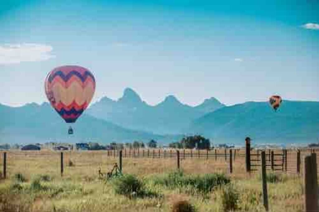 Photo of Others in Leigh Creek Estates