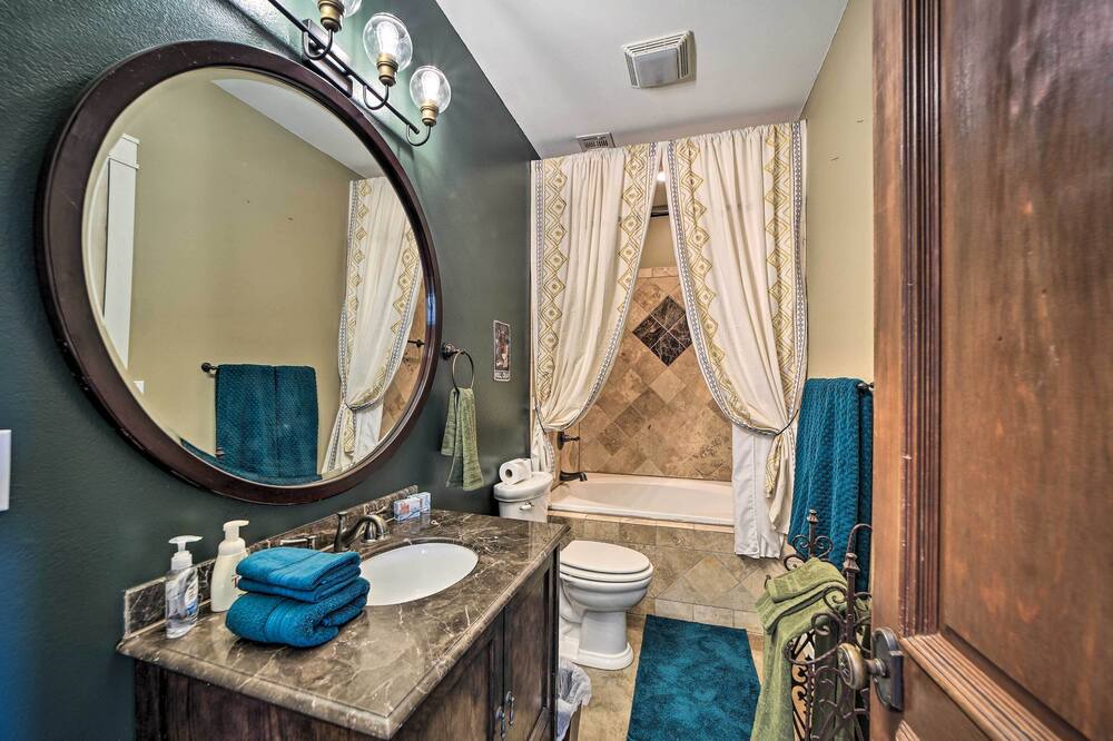 Photo of Bathroom in Eufaula