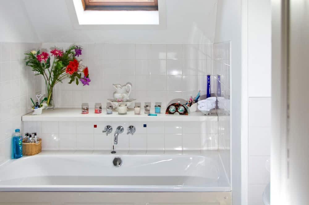 Photo of Bathroom in Strathyre