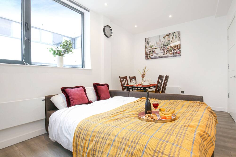 Photo of Others in Great Linford