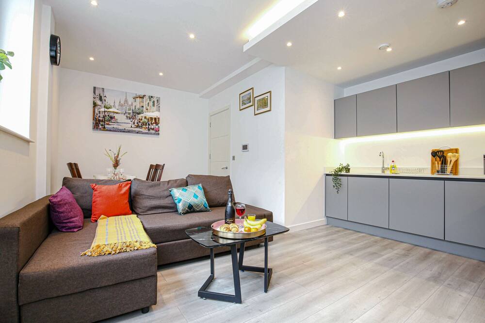 Photo of Livingroom in Great Linford