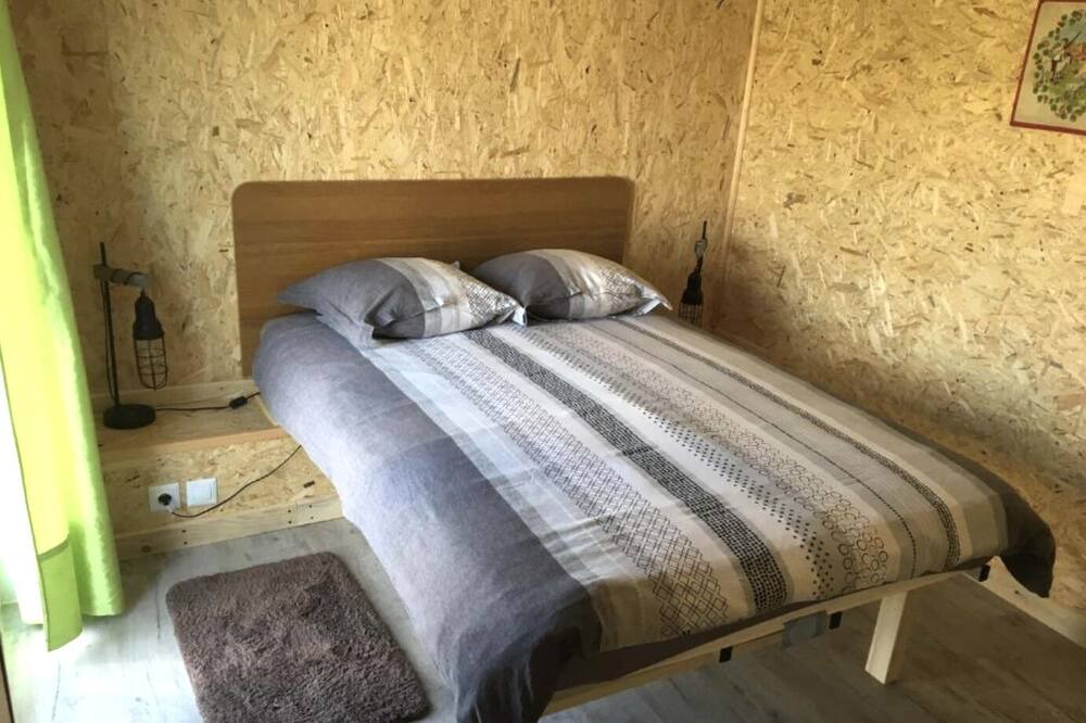 Photo of Bedroom in Saint-Georges-sur-Allier