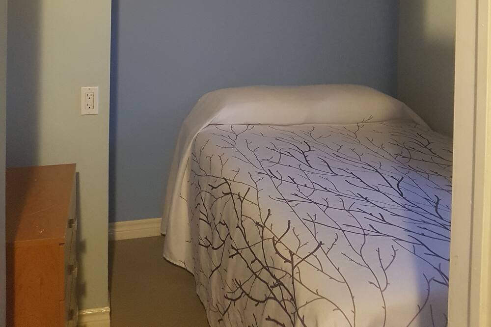 Photo of Bedroom in Kincardine