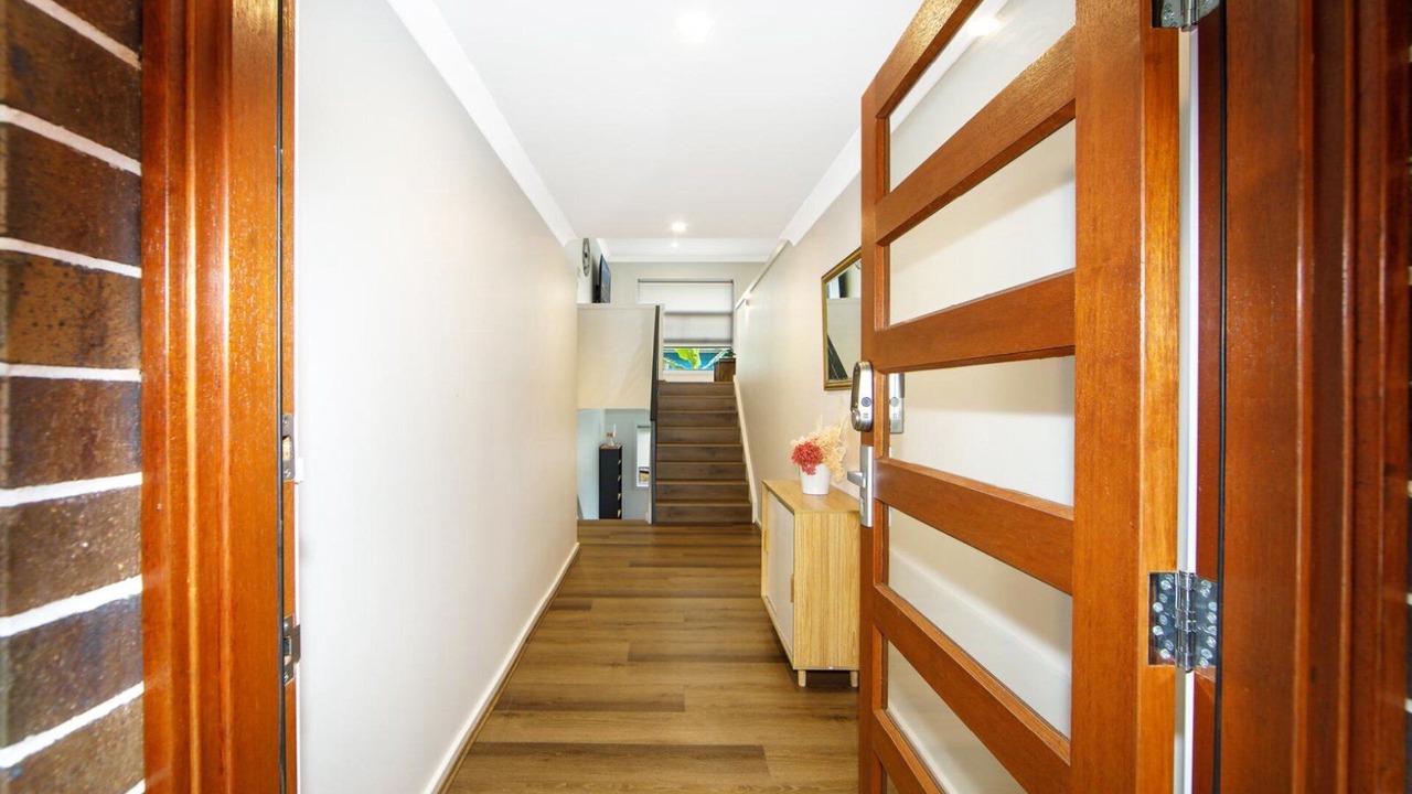 Photo of Others in Tascott