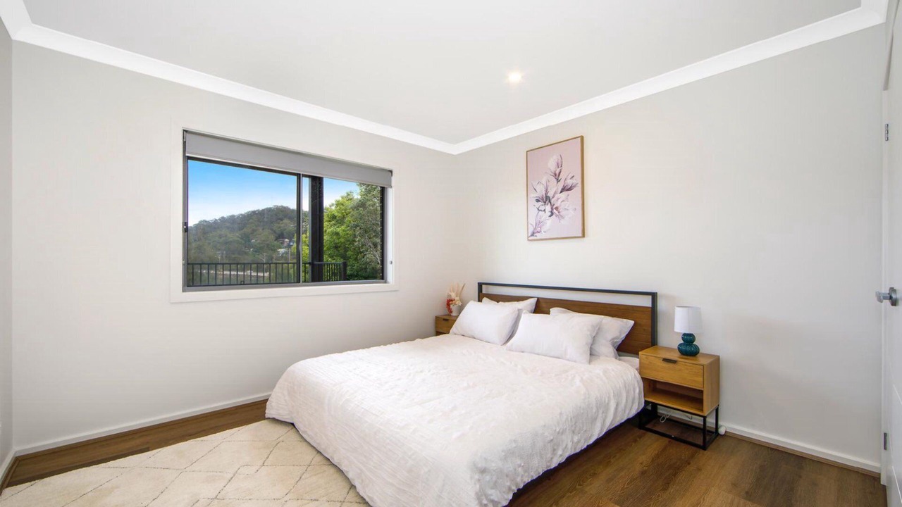 Photo of Others in Tascott