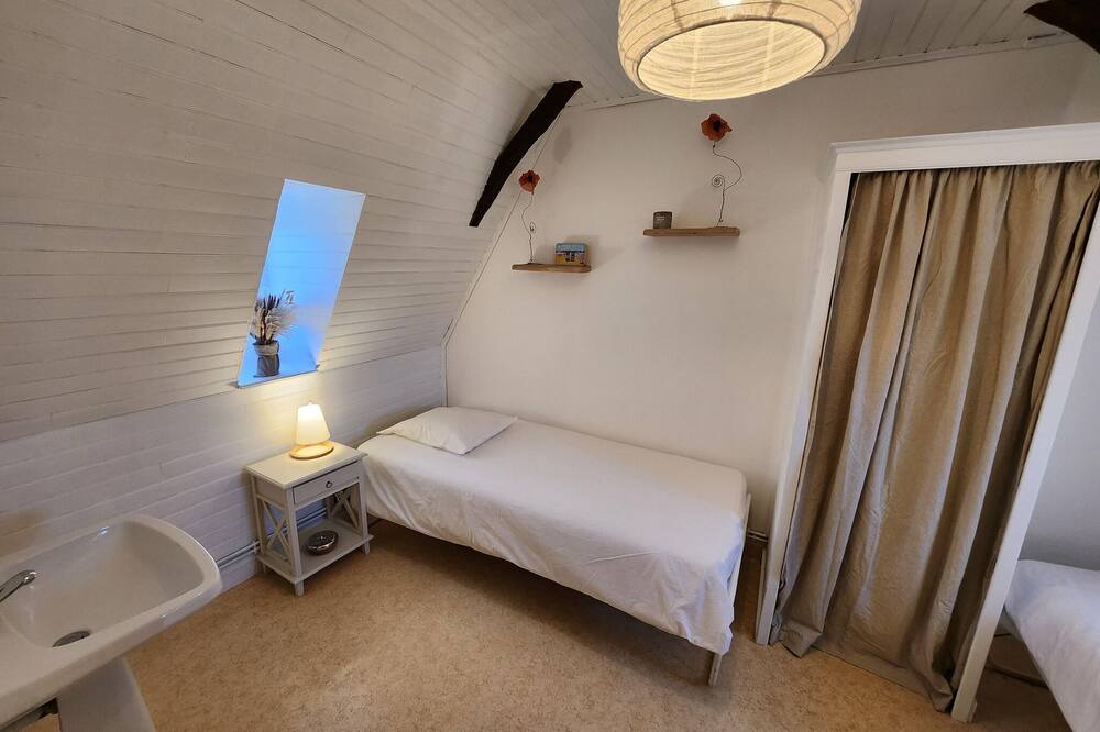 Photo of Others in Tamnies