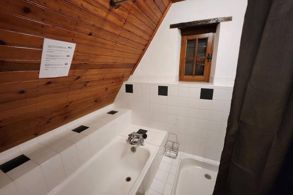 Photo of Bathroom in Tamnies